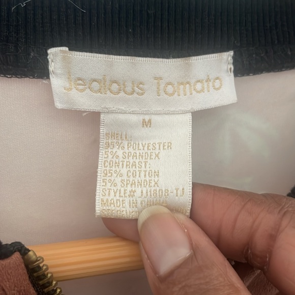 Brown bomber jacket with flowers - Picture 3 of 3